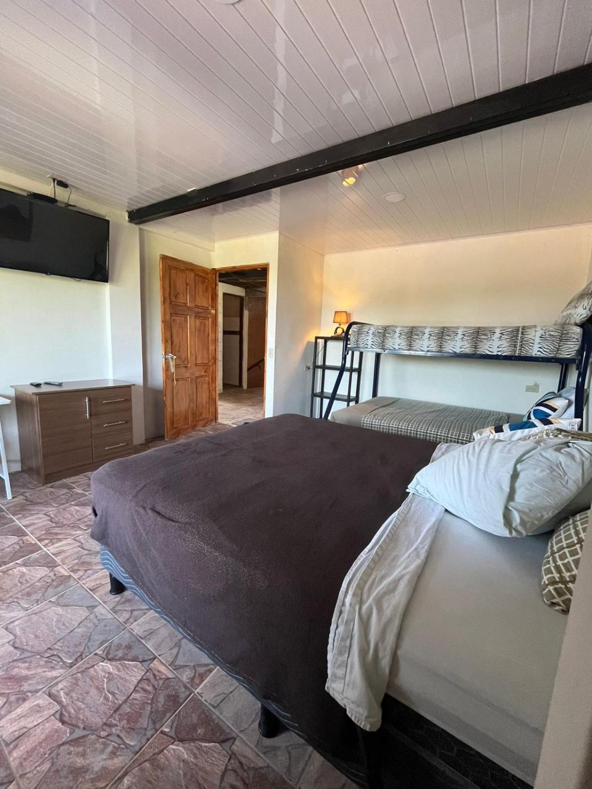 Hotel Y Restaurante Mama Ines Санта-Каталіна Екстер'єр фото