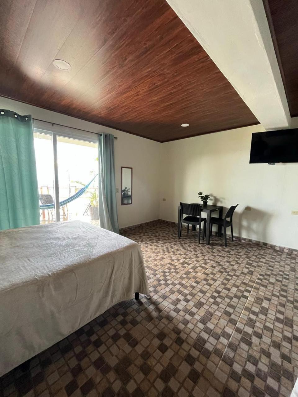 Hotel Y Restaurante Mama Ines Санта-Каталіна Екстер'єр фото