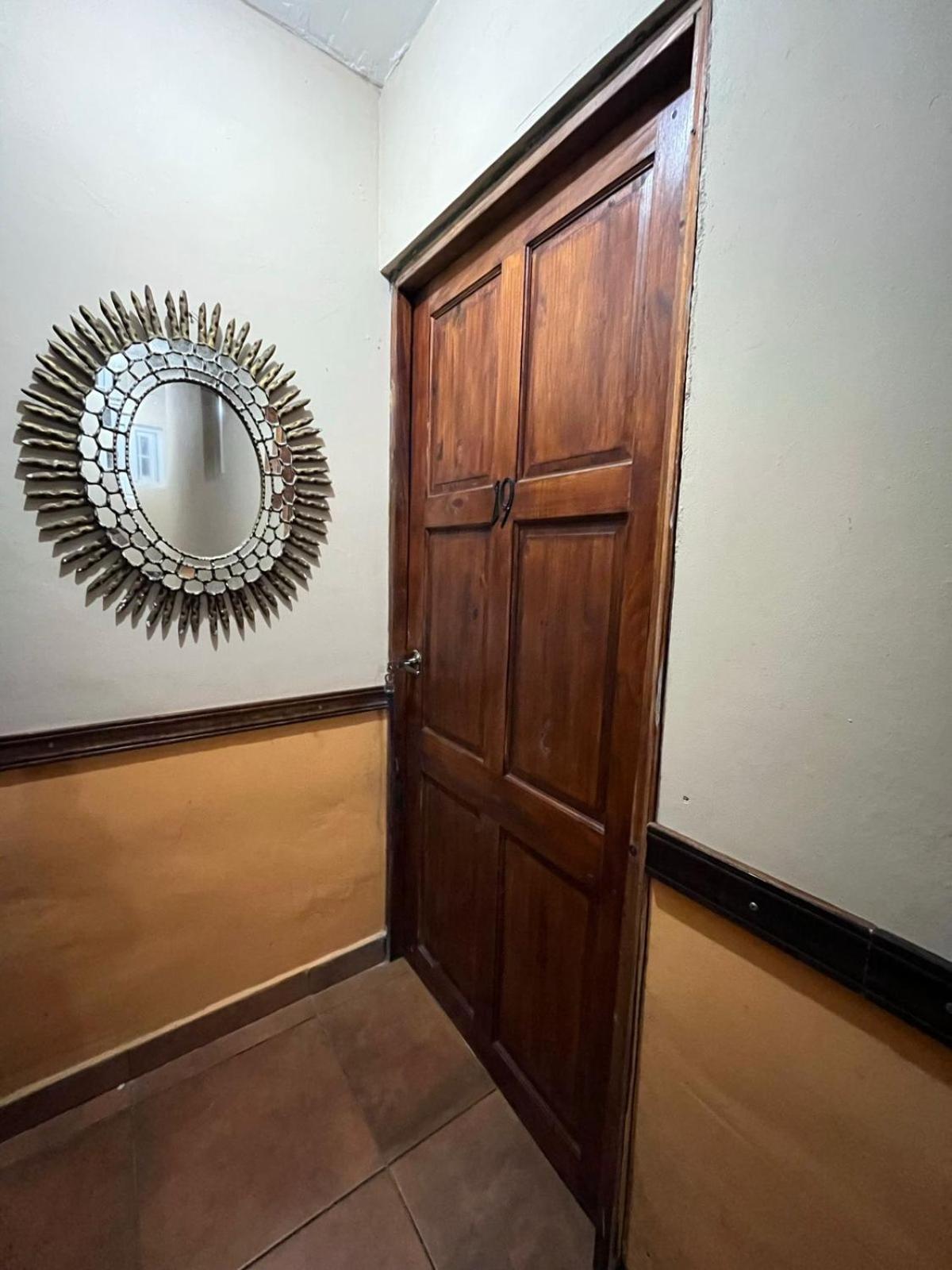 Hotel Y Restaurante Mama Ines Санта-Каталіна Екстер'єр фото