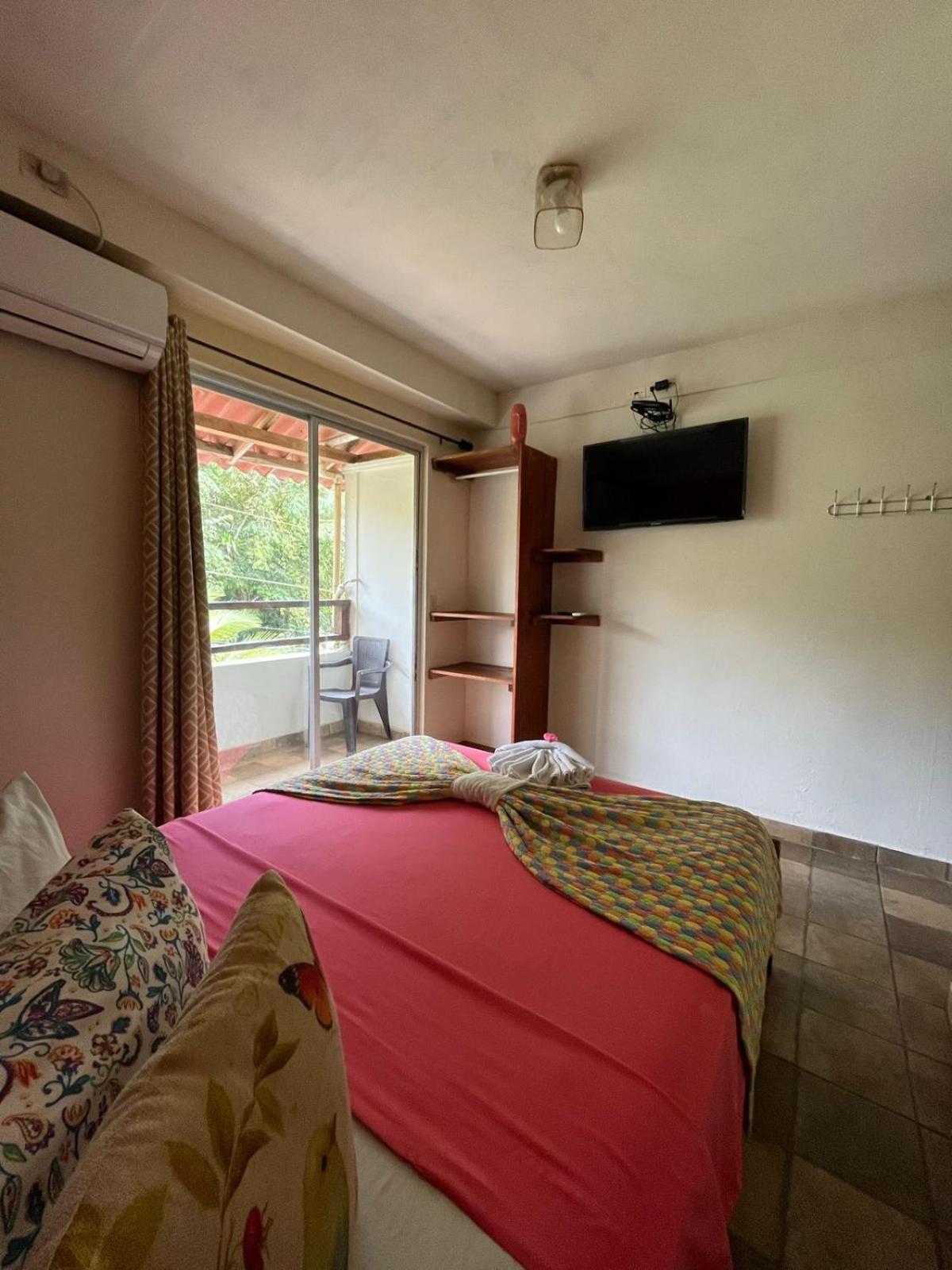 Hotel Y Restaurante Mama Ines Санта-Каталіна Екстер'єр фото