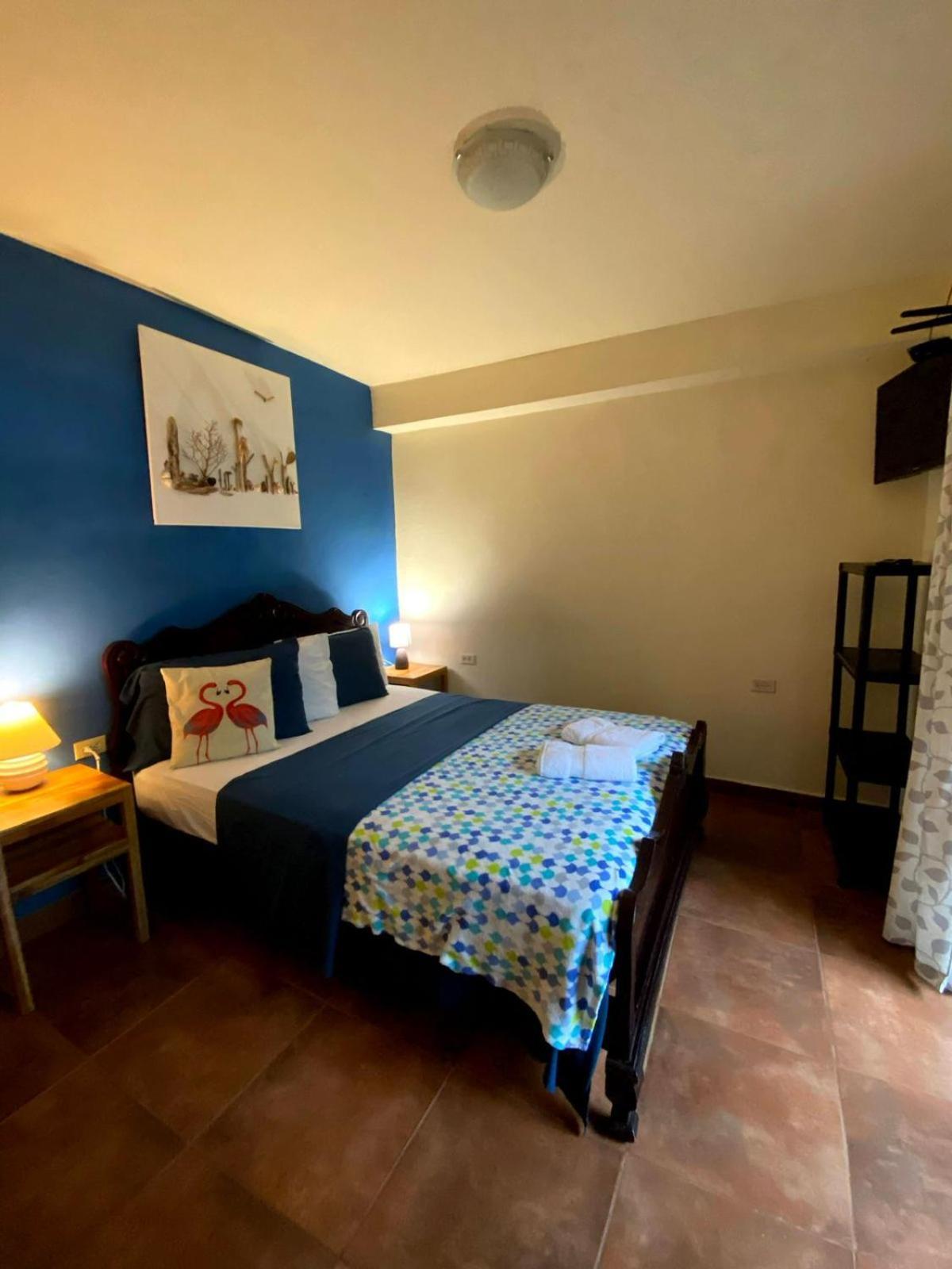 Hotel Y Restaurante Mama Ines Санта-Каталіна Екстер'єр фото